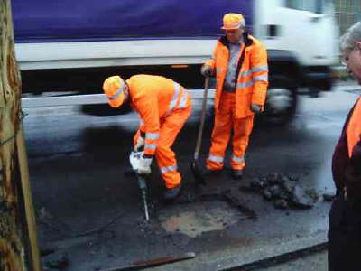 1. Lose Teile entfernen