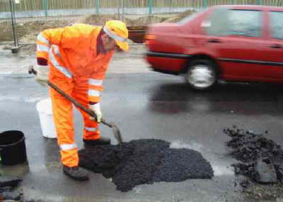 3. �berh�hter Einbau des Kaltmischgutes